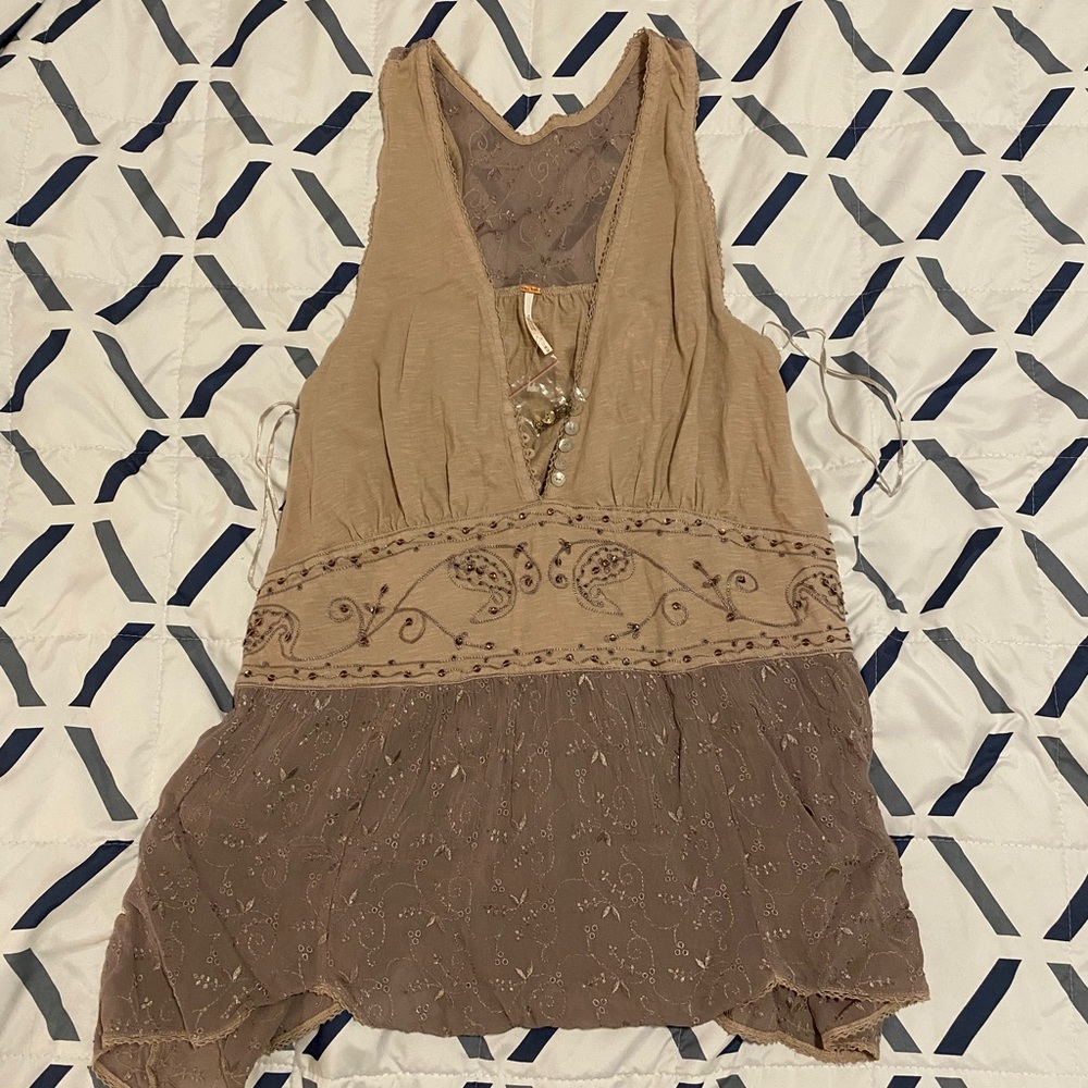 NWOT free people flowy top